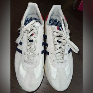 New adidas RETROPY E5 SHOES Off White Victory Blue Better Scarlet size 11